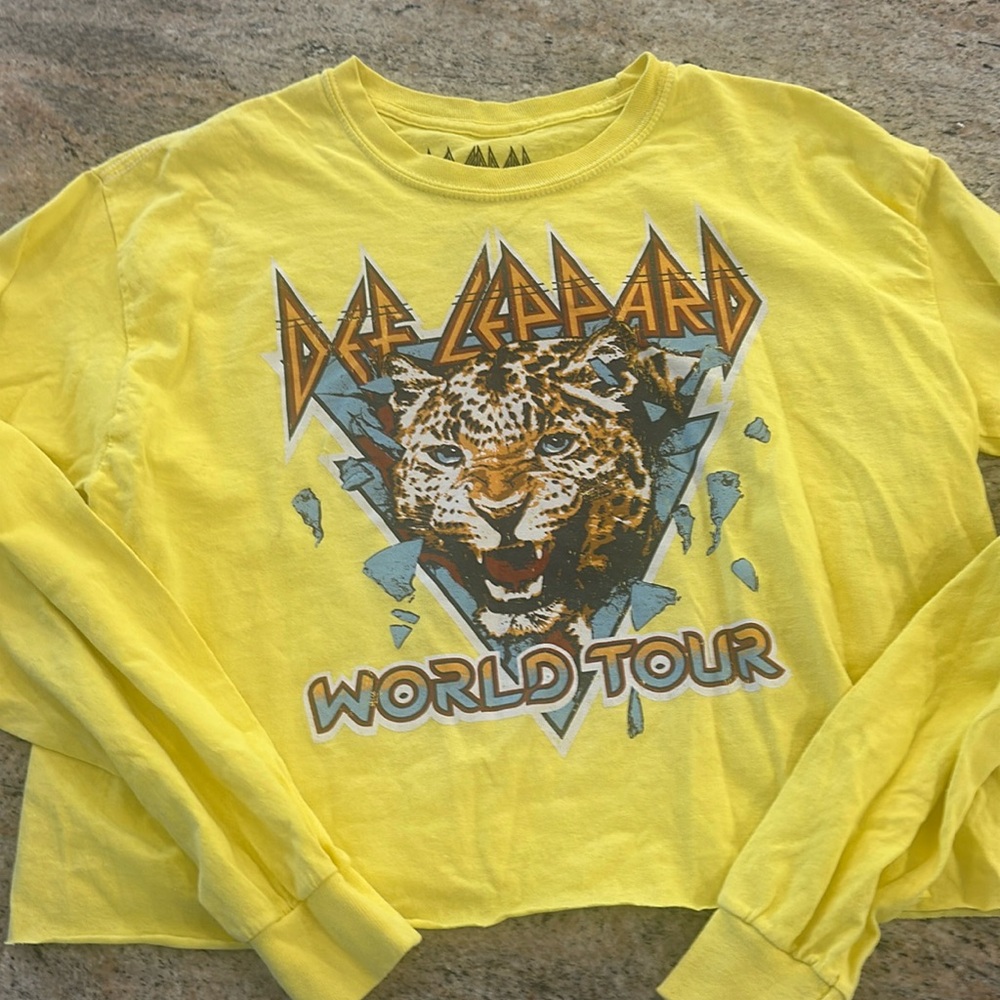 Women’s cropped top